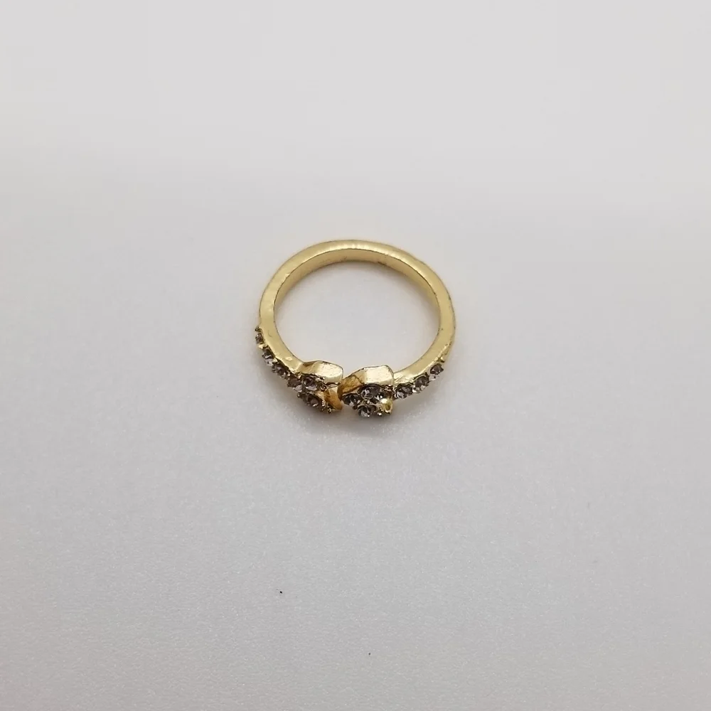 Jewelrystorm endless arrow gold rhinestone ring size 4.75
